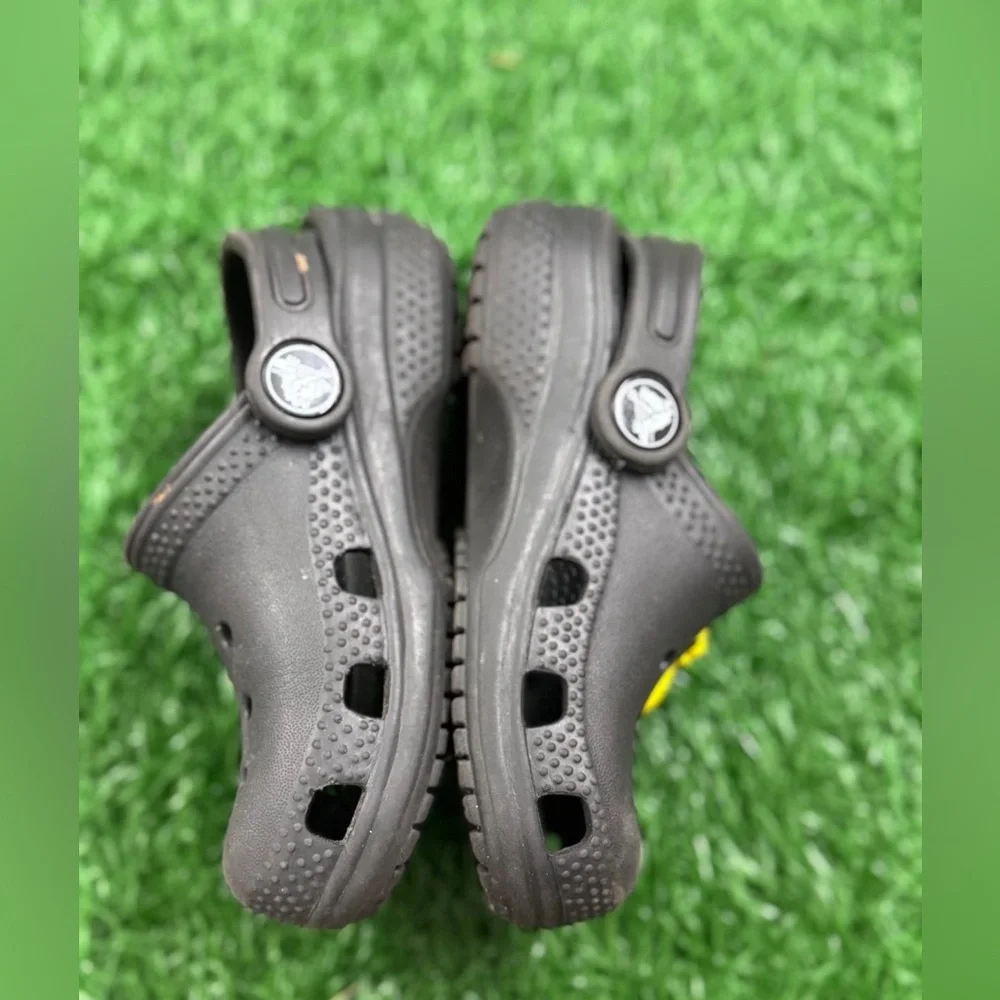 Crocs Kids Black Clogs with Duck‎ Charm Size C7